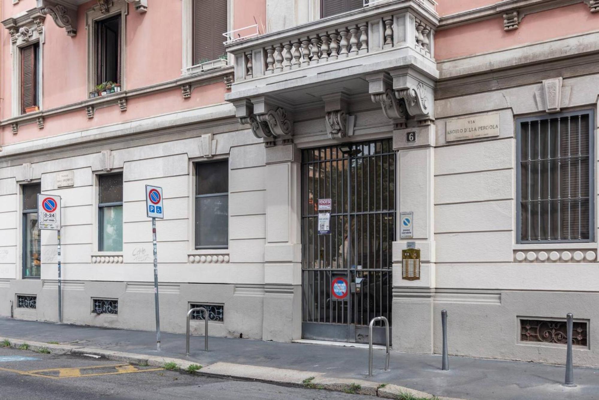 Apartament In Piazza A Isola Mediolan Zewnętrze zdjęcie